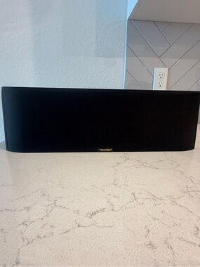 Paradigm CC-170 v.3
Center Channel Speaker -
Excellent
Condition - Tested